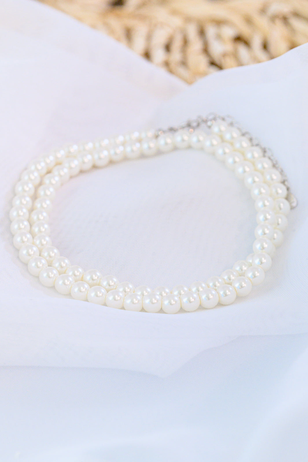 Collar de plata de ley y perlas de imitación She's So Audrey (exclusivo en línea)