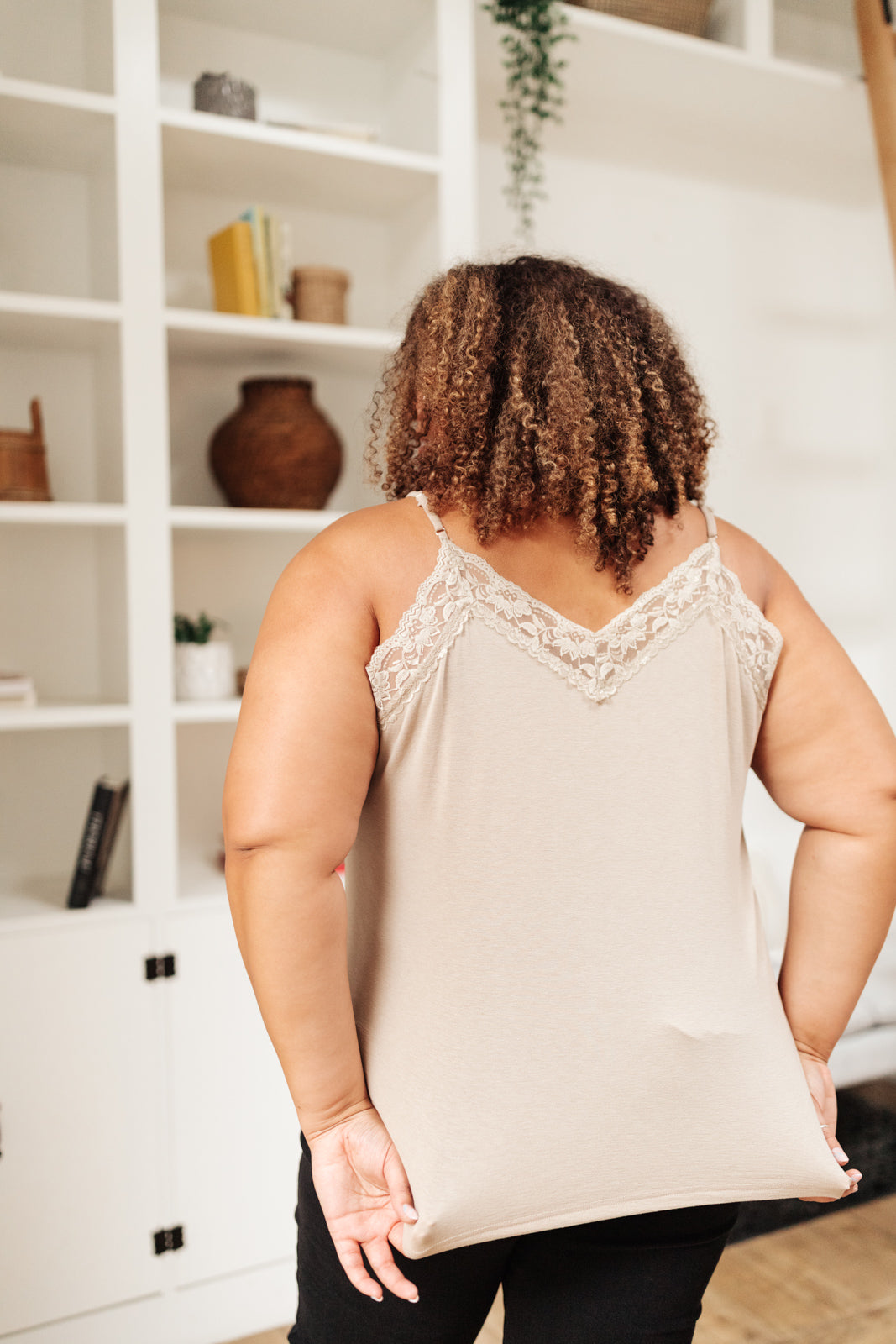 Sweet Fling Lace Top In Mocha (Online Exclusive)