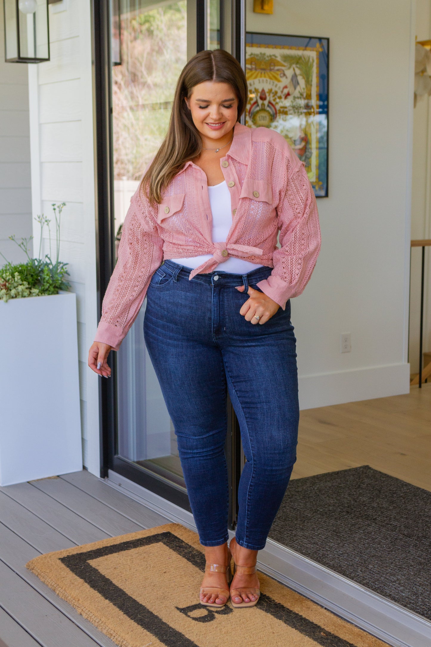 Camisa con botones de encaje Sweeter Than Nectar en rosa (exclusivo en línea) 