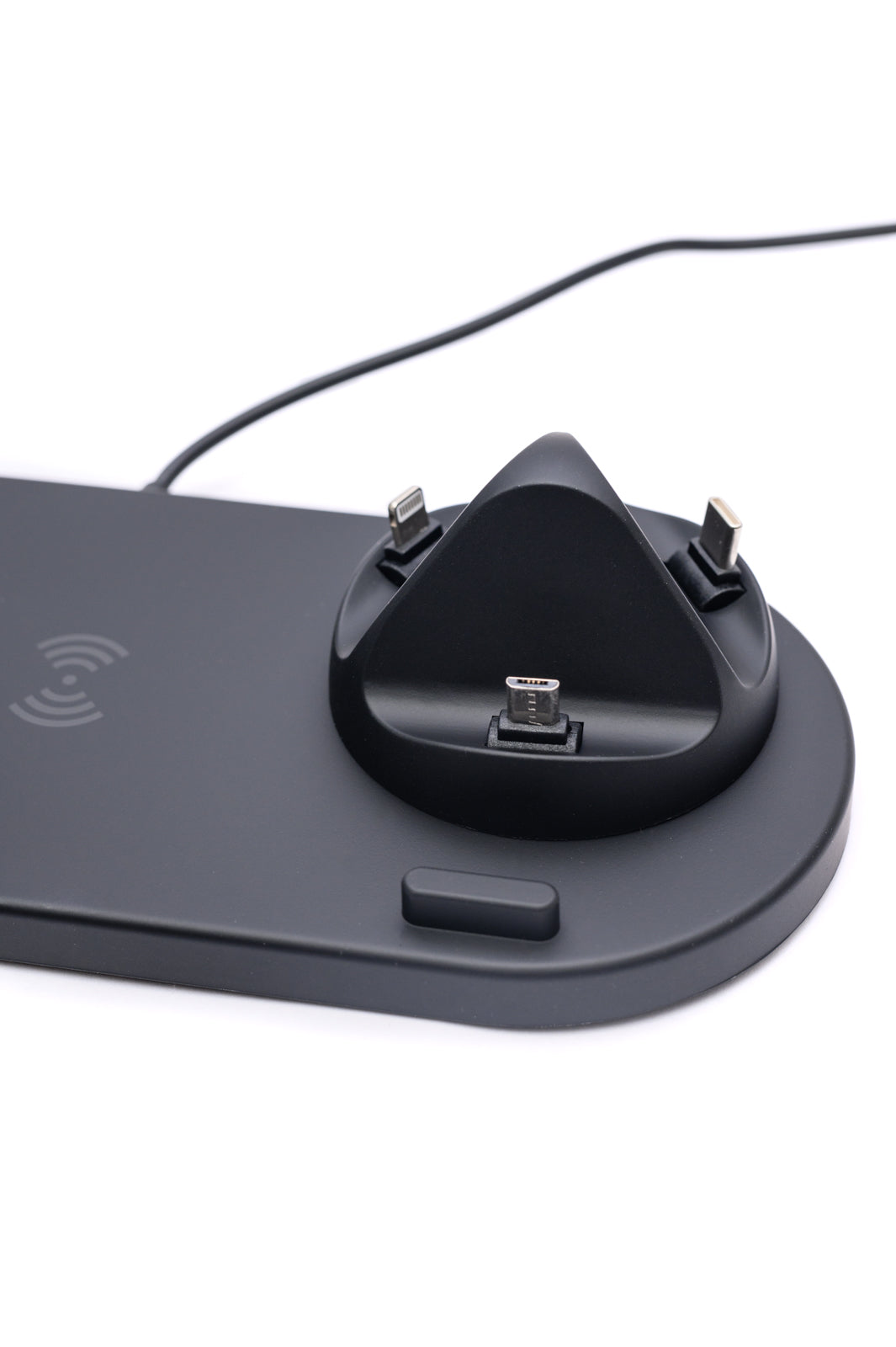 The Place To Be Wireless Charging Station in Black (Online Exclusive)