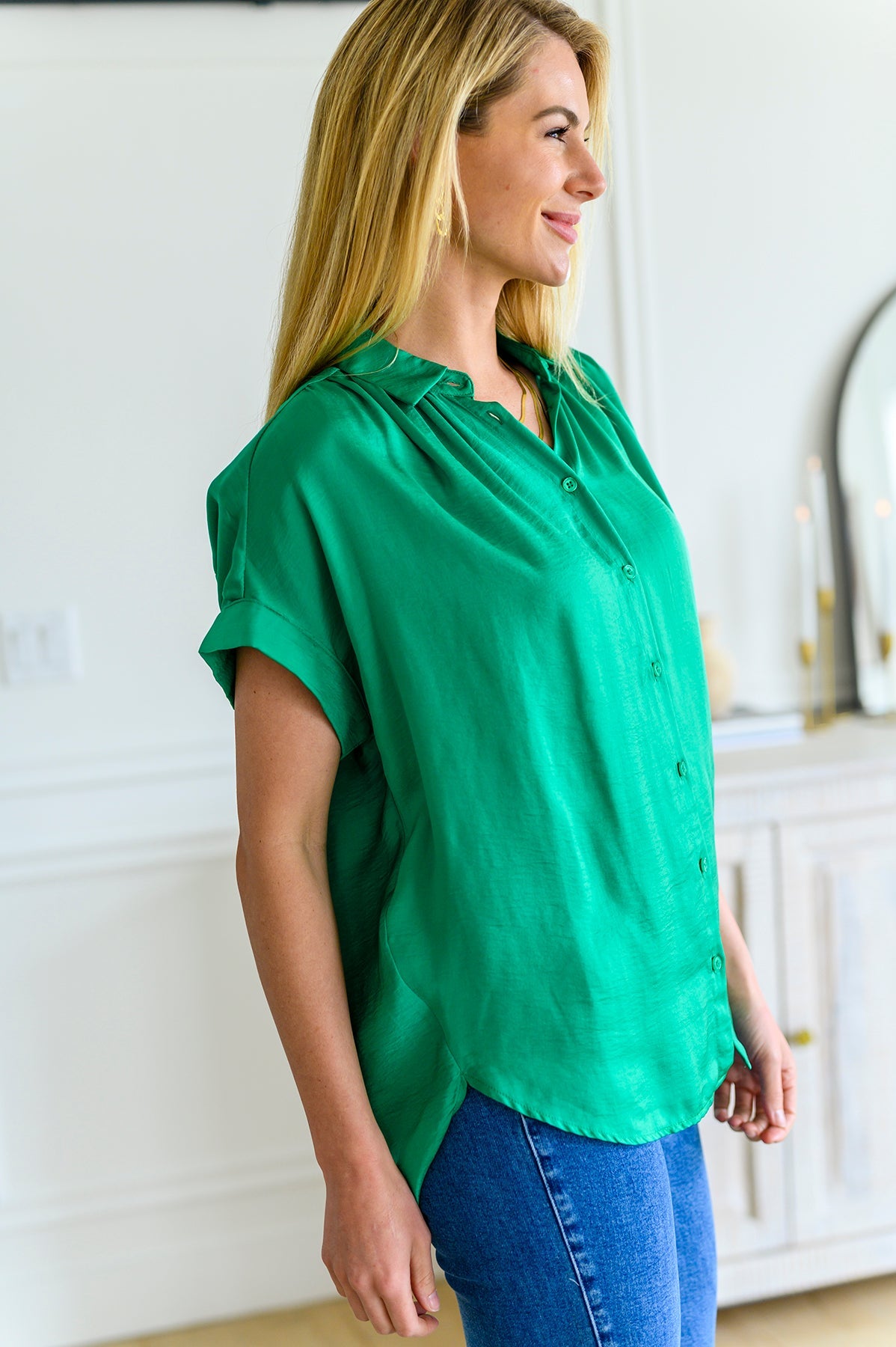 Working On Me Top in Kelly Green (Online Exclusive)