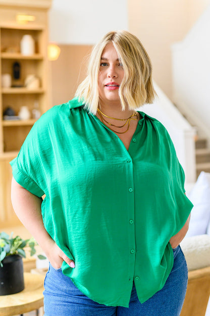 Working On Me Top in Kelly Green (Online Exclusive)