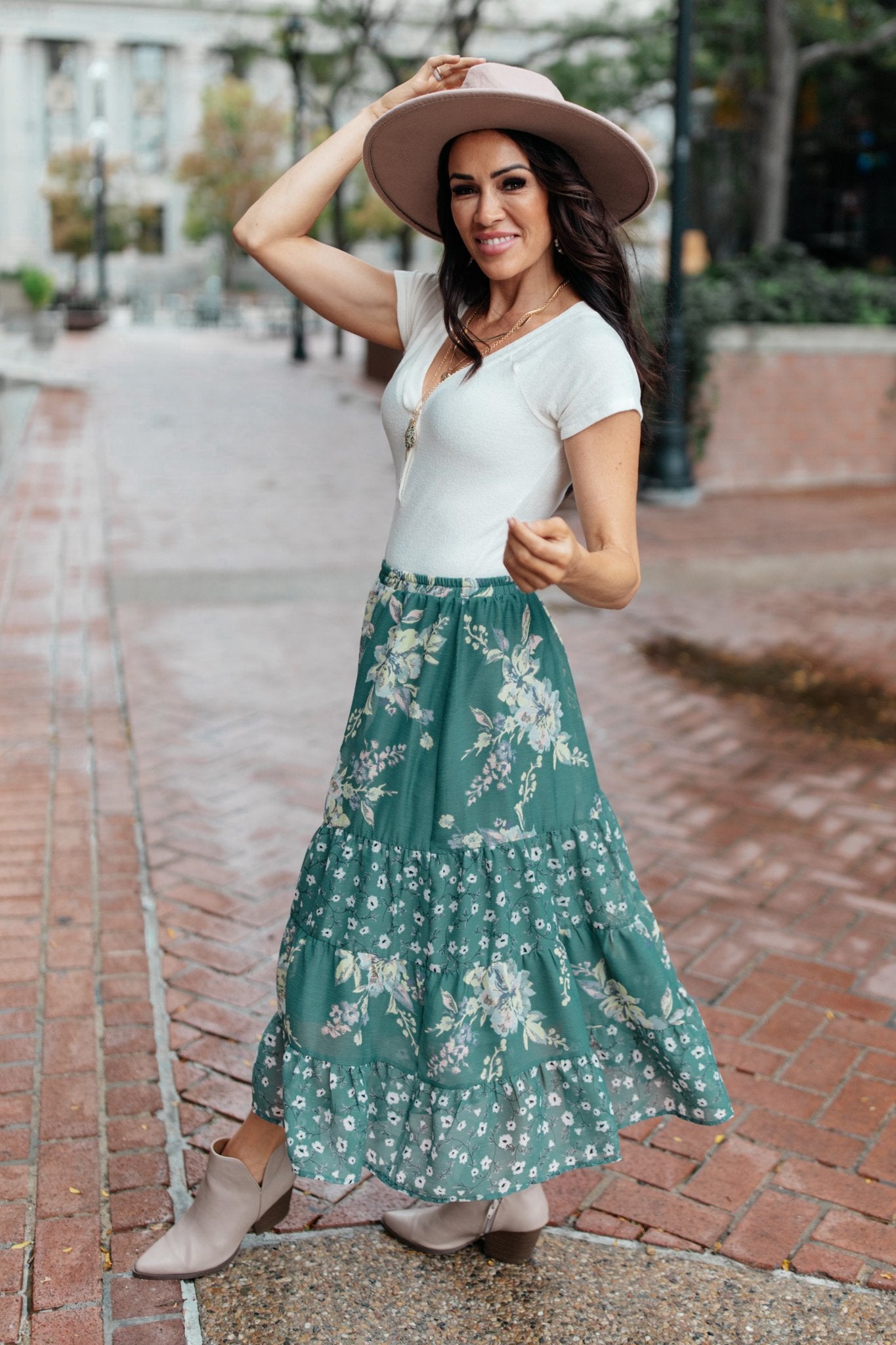 Zoe Floral Middi Skirt in Hunter Green (Online Exclusive)